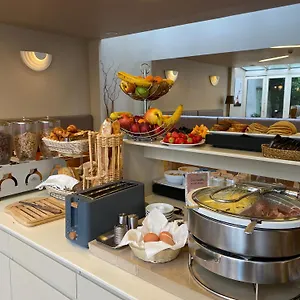 Mistral Hotel Paris